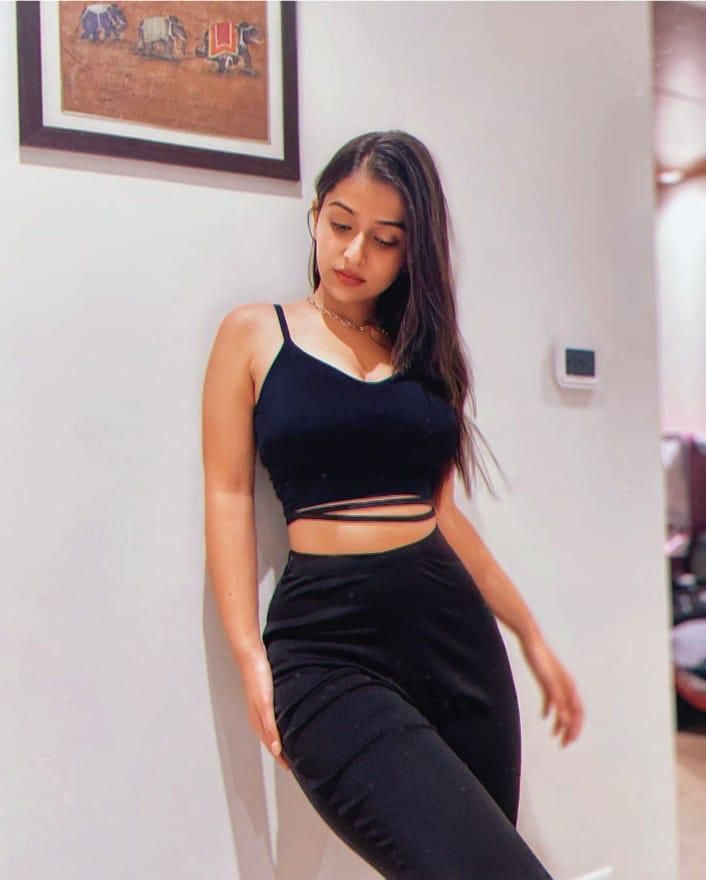 Agra Escorts in Sector 62