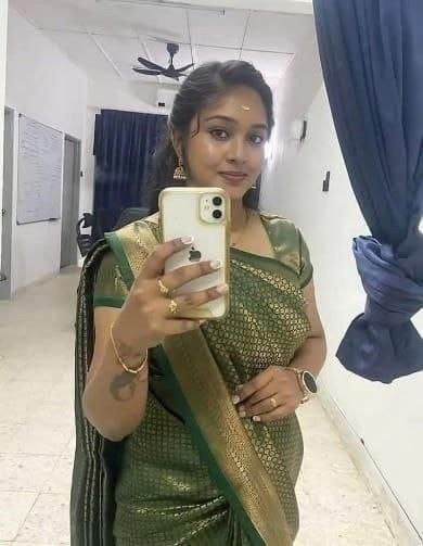 Agra Escorts near Sector 15A Market